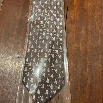 Salvatore Ferragamo 브라운 넥타이 캐릭터 패턴