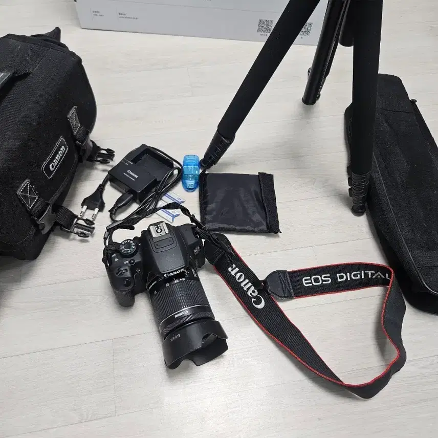 캐논 EOS 700D 풀세트 DSLR