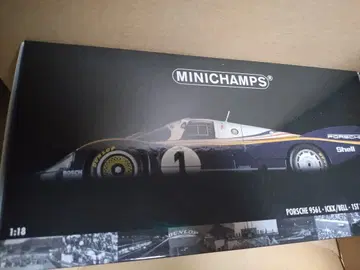 MINICHAMPS Porsche 956L 1:18
