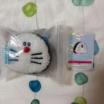 100% 도라에몽 & 프렌즈 도라에몽 키체인 (오니기리)