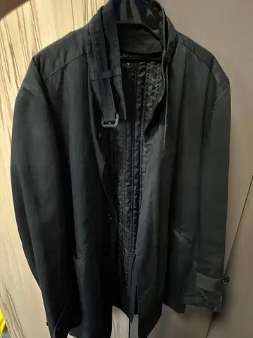 23X 블랙 트렌치코트 사이즈 48