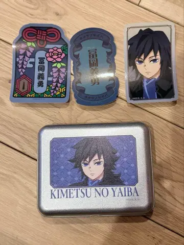 토미오카 기유 AGF 캔뱃지