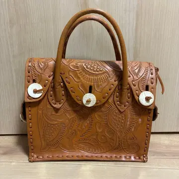 GRACE CONTINENTAL 그레이스 콘티넨탈 카빙 트라이브스