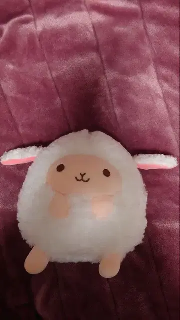 양 모양 봉제 인형