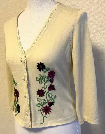 Sybilla 꽃무늬 자수 V넥 긴팔 가디건