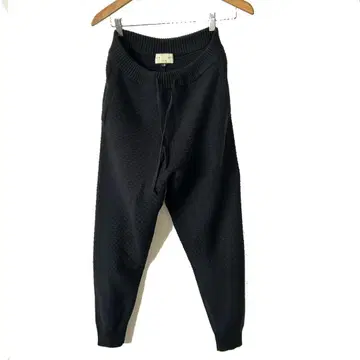 GIUGIU BRICKSTICH JOGGER 조거 팬츠