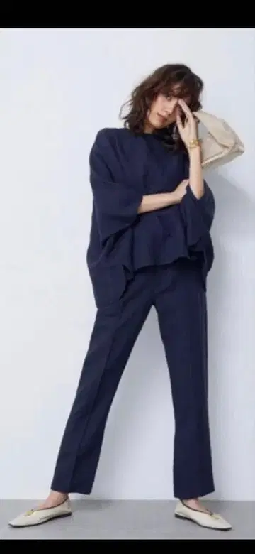 다크 네이비 짙은 네이비 셋업 학교 행사 보호자회 교실