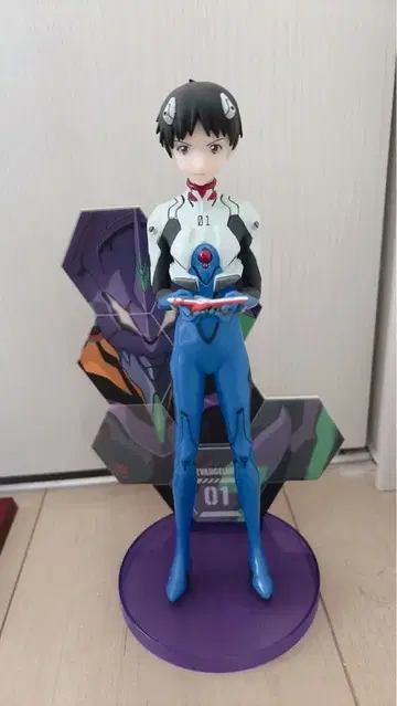 에반게리온 제일복권 이카리 신지 피규어