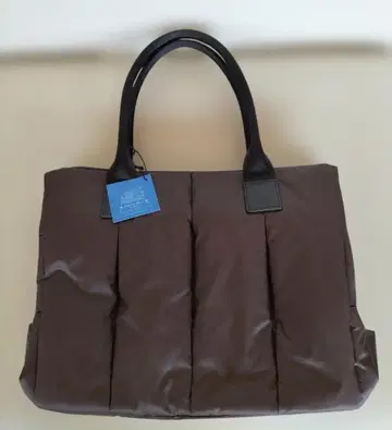 AQUA BLU 브라운 퀼팅 토트백