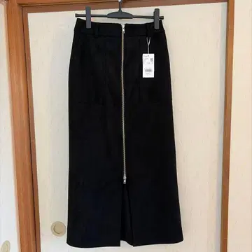 새상품 LOWRYS FARM ZIP 타이트 스커트