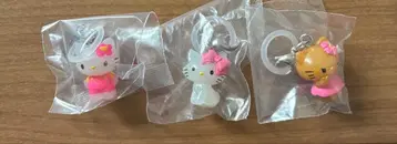 헬로키티 메지루시 액세서리 가챠 3개 세트