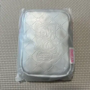 나카무라 레이아 ReBELiUM 굿즈 파우치