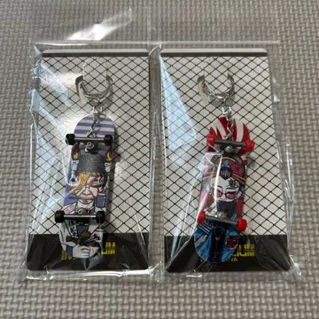 나카무라 레이아 ReBELiUM 스케이트보드 키링 2개 세트