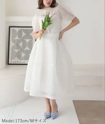 화이트 플레어 스커트 M 사이즈