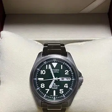 CITIZEN 프로마스터 Eco-Drive 손목시계 그린