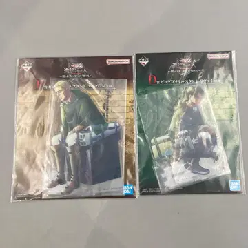 진격의 거인 제일복권 엘빈 리바이 아크릴 스탠드 2개 세트