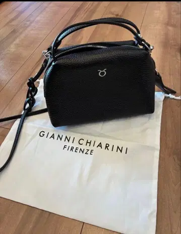 GIANNI CHIARINI 알리파 S