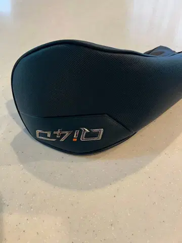 TaylorMade Qi4D 드라이버용 골프헤드커버 새상품 미사용품