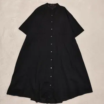 미즈이로 인드 밴드 카라 플레어 셔츠 원피스 반팔 블랙