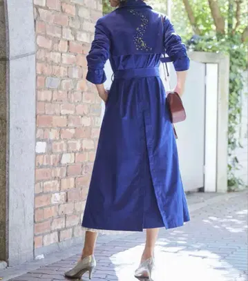 클리닝 완료 디즈니 판타지아 트렌치코트 미키 자수 1회 착용