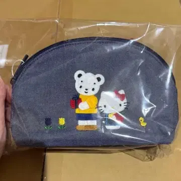 파미리아 x 헬로키티 콜라보 데님 파우치