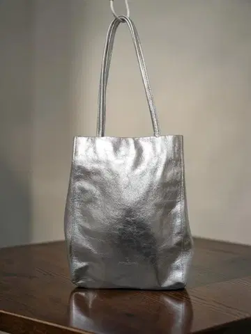 사만다 타바사 쁘띠 초이스 실버 가죽 토트백 A4 수납 가능