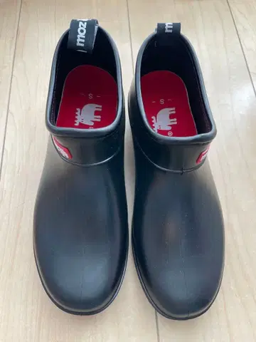 moz 블랙 레인부츠 S