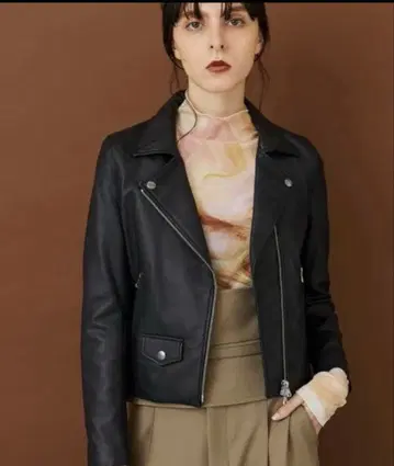 [ 새상품급/미사용 ] STUDIOUS 블랙 가죽 라이더 자켓 사이즈 0