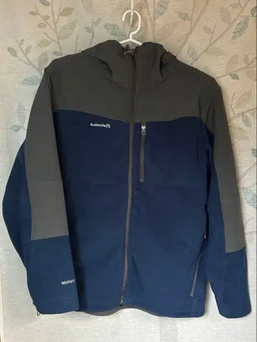 Avalanche 아발란치 플리스 자켓