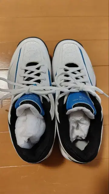 Yonex POWER CUSHION 201 테니스화