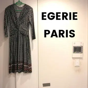 EGERIE PARIS 에제리 올 패턴 V넥 원피스