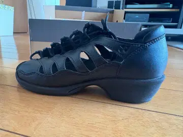 (미사용품) YONEX 파워크션 워킹화