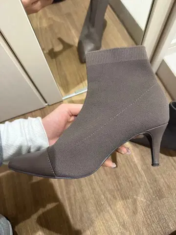 브라운 스틸레토 니트 부츠 PICHE ABAHOUSE