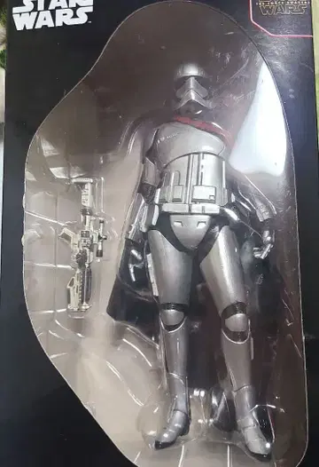 STAR WARS 스타 워즈 스케일 피규어 캡틴 파즈마