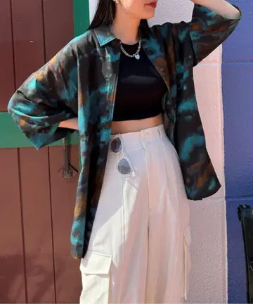 새상품급 JEANASIS 오블리크 다이 프린트 셔츠