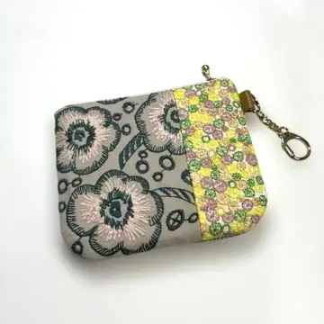 미나 페르호넨 핸드메이드 파우치