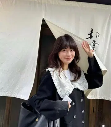 Bibiy. ANNABELLE CARDIGAN 블랙