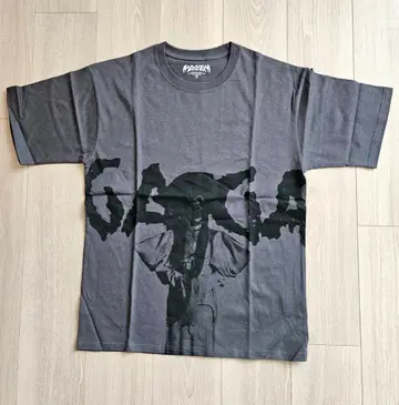 Lady Gaga MAYHEM 고딕 로고 티셔츠 - 사이즈 M