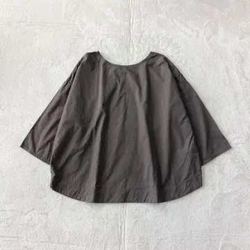 Veritecoeur 풀오버 코튼 상의 7부 소매 차콜