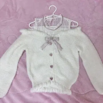 LIZLISA 레이어드 스타일 어깨 트임 니트 화이트