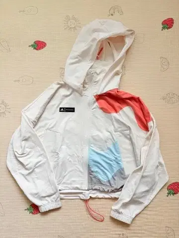 adidas x Marimekko 콜라보 맨투맨 후드티 마리메꼬