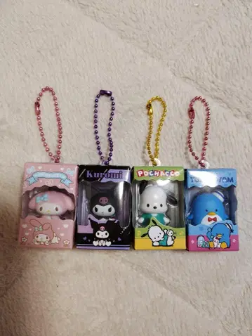 아크릴 키링 세트 (마이멜로디, 쿠로미, 포차코, 턱시도샘)