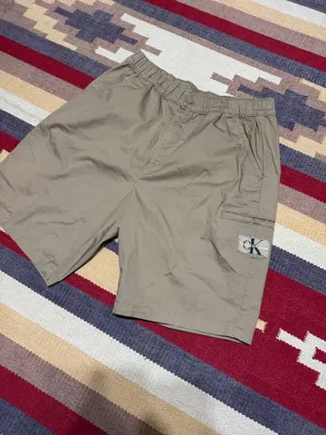 캘빈클라인 하프 팬츠