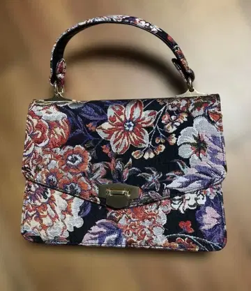 유품 MANGO 꽃무늬 자수 일본 의류용 백