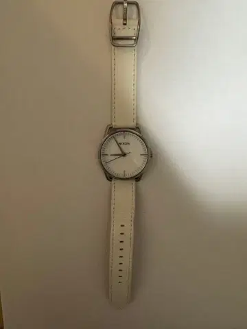 NIXON 화이트 가죽 아날로그 손목시계