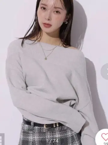 새상품 마이 스트라다 아쿠아 오프숄더 니트 오프화이트