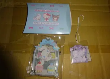 산리오 시나모롤 커스텀 아크릴 참 액타 누드 티 (1177)