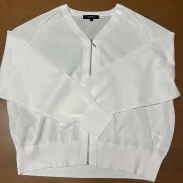 UNTITLED 사이즈 4 컨디션 최상 미사용