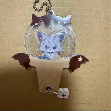 Xdinary Heroes 응원봉 키링 아크릴 O.de