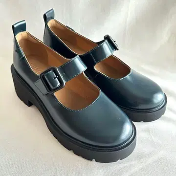 새상품 CAMPER 캠퍼 MILAH 펌프스 통굽 39